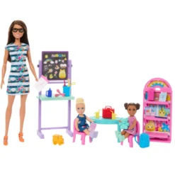 Barbie me Encanta el Colegio Conjunto de Juego de Clase con 3 Muñecas y Accesorios