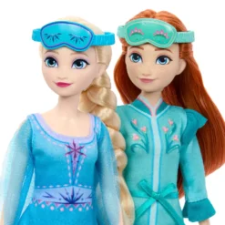 Disney Frozen Set Fiesta Pijamas Elsa y Ana con Muñecas y Accesorios