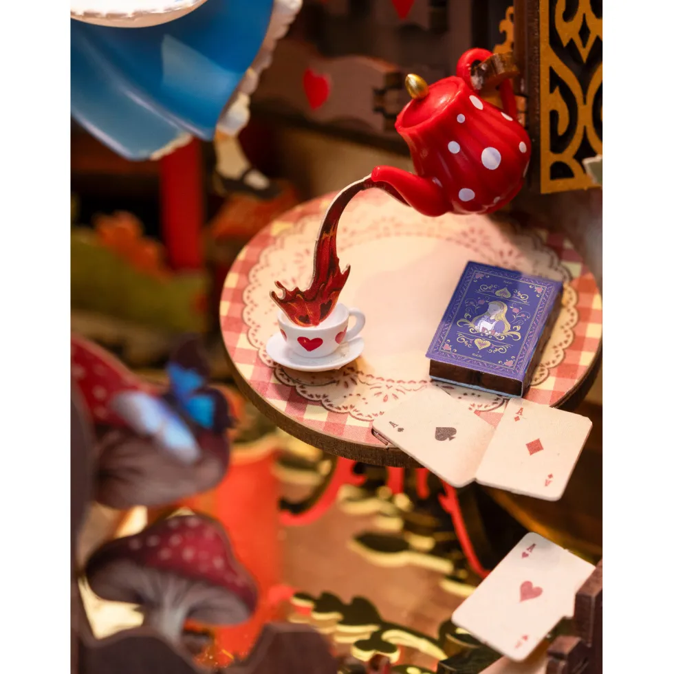 Rolife Diorama Fall Into Wonder